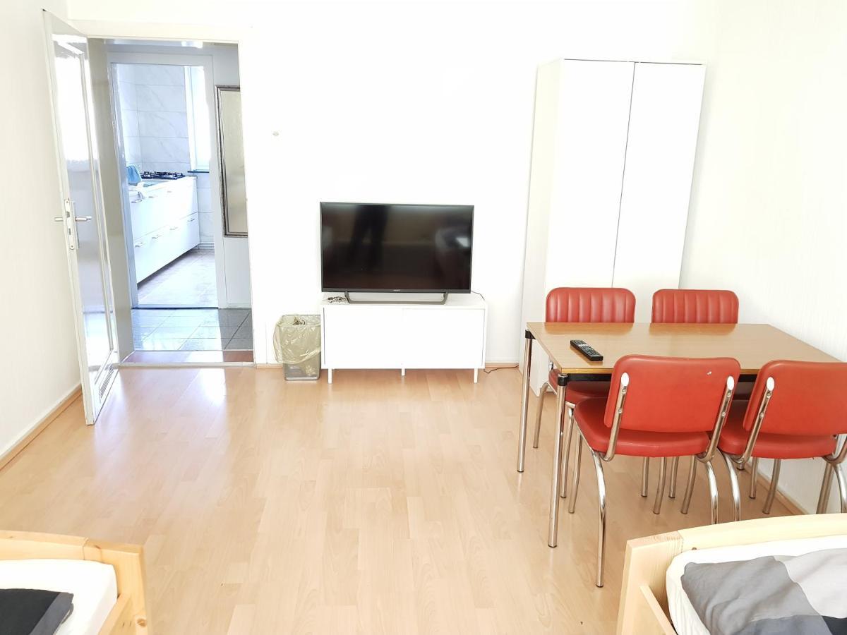 Privatunterkunft Private Guestroom Fair/messe
