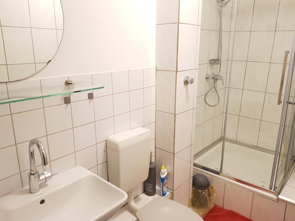 Private Guestroom Fair/messe Privatunterkunft *